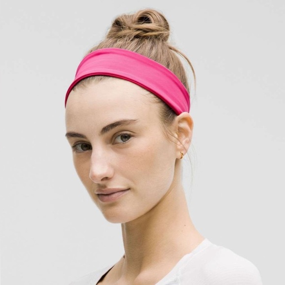 Lululemon Womens Luxtreme Training Headband Thin Sonic Pink Grippy Athletic - Picture 2 of 10